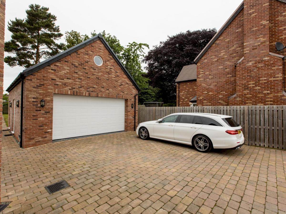 Pass The Keys Superb Space In The Idyllic Village Of Loppington Shrewsbury Exterior foto